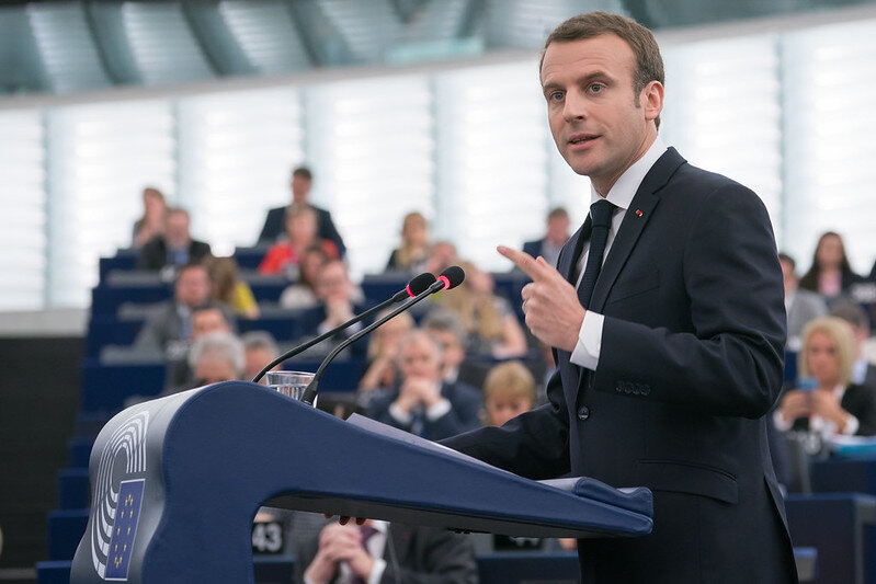 Emmanuel Macron s'adresse au Parlement européen dans un débat sur le futur de l'Europe. Image via Flickr: © Union Européenne 2018 - Parlement européen