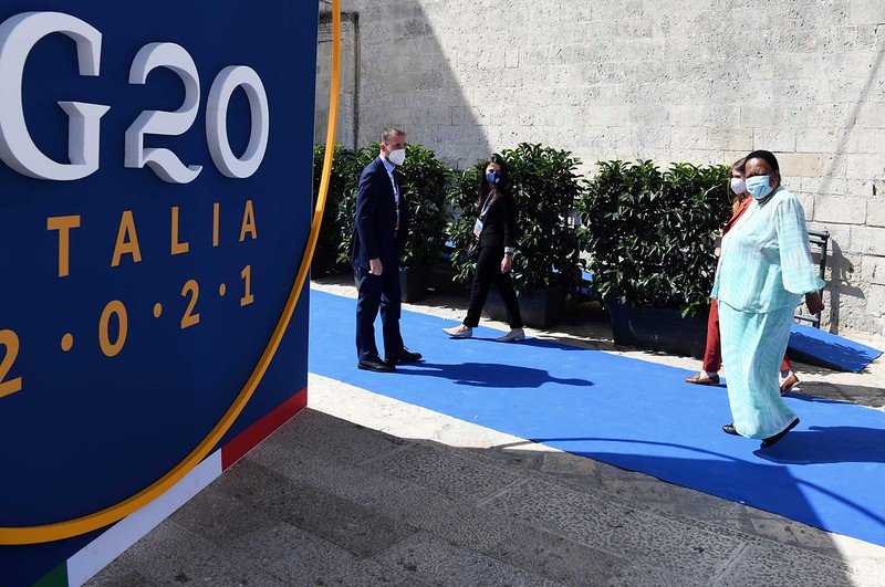 South African Minister arrives at G20 meeting. Image via Flickr: governmentza