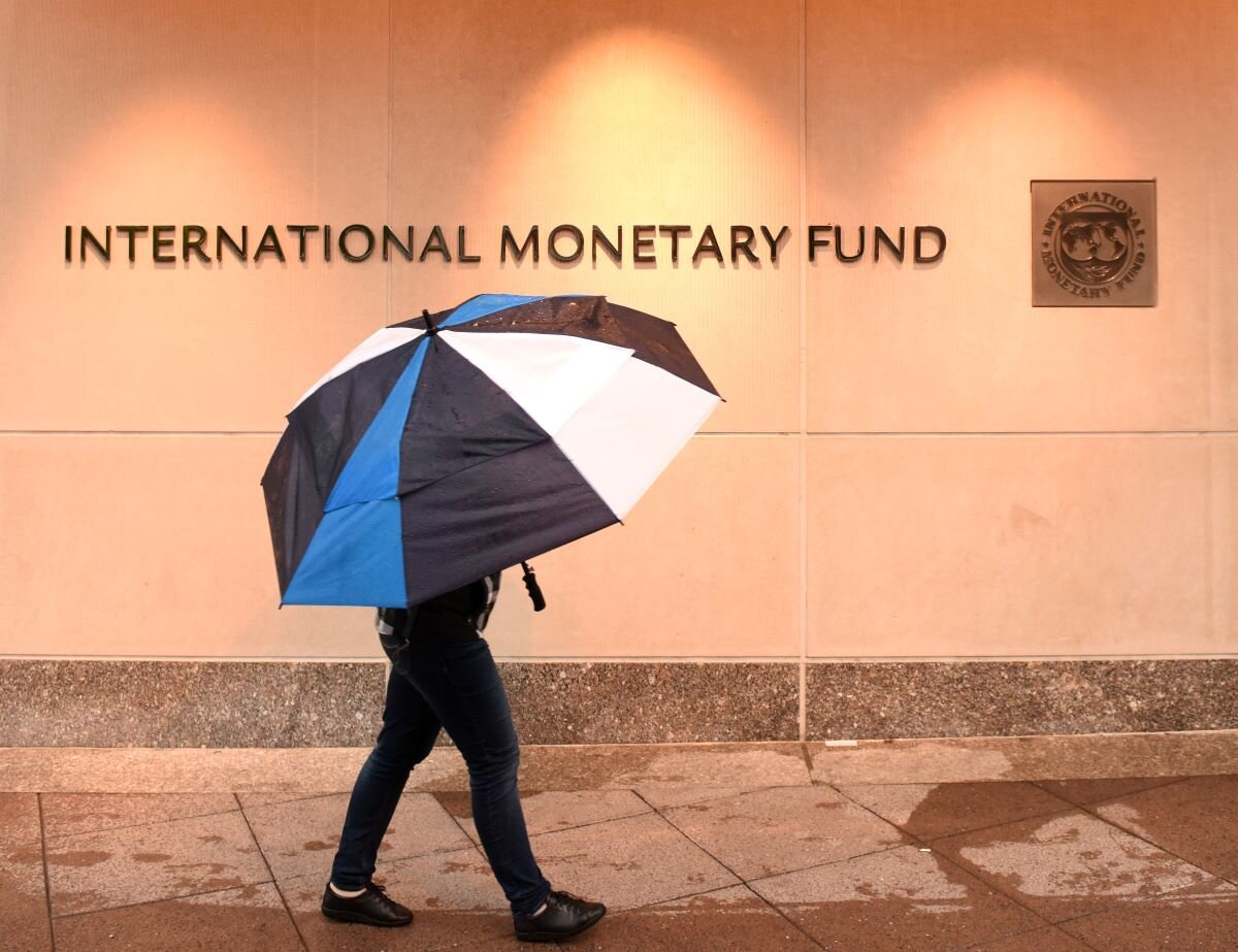 A rainy day outside the IMF. Photo via Adobe.