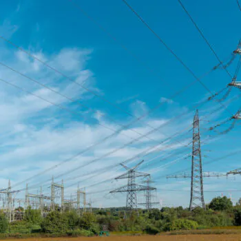 Expansion of the electricity grids in North Rhine-Westphalia for the energy transition
