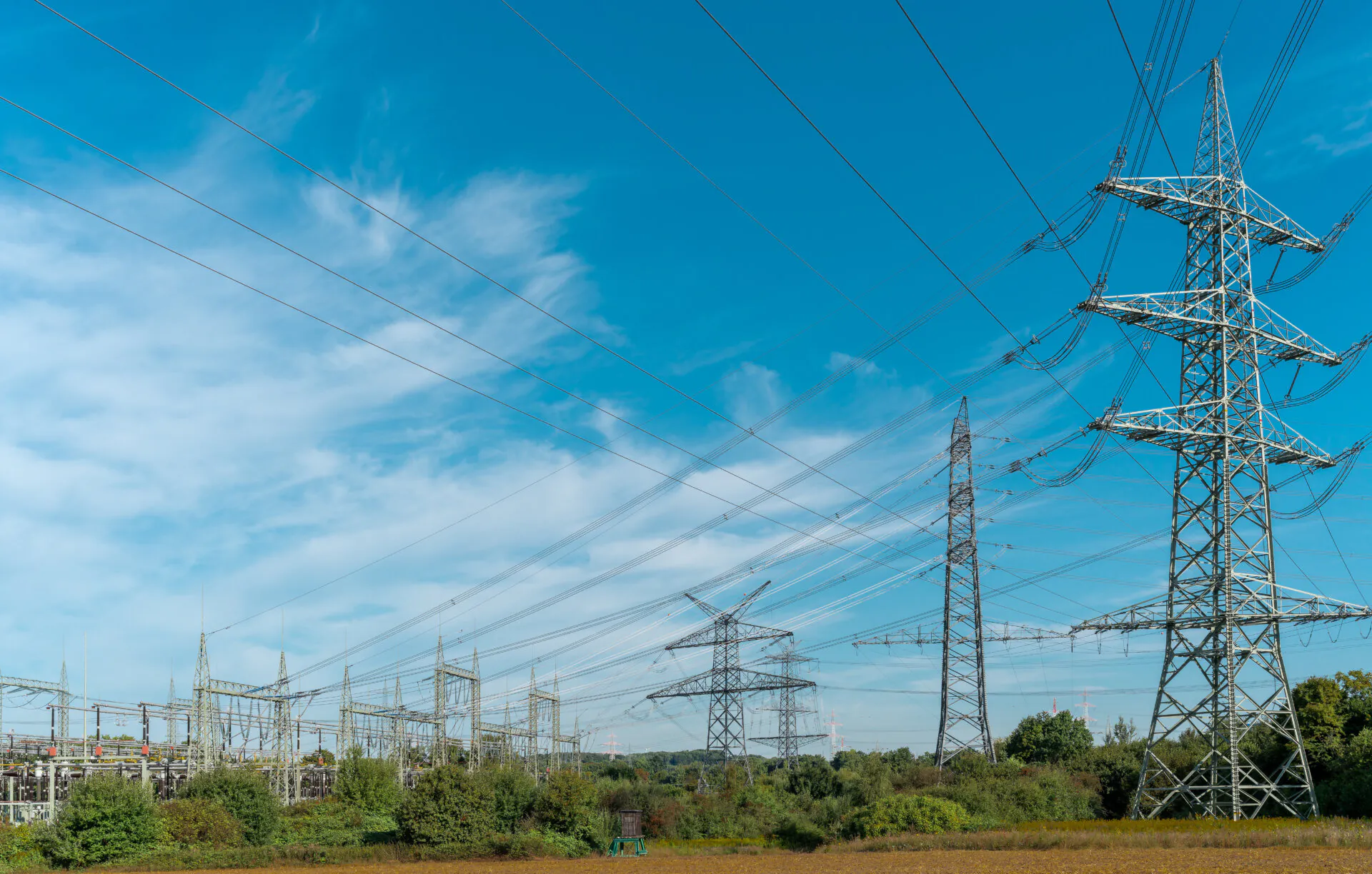Expansion of the electricity grids in North Rhine-Westphalia for the energy transition