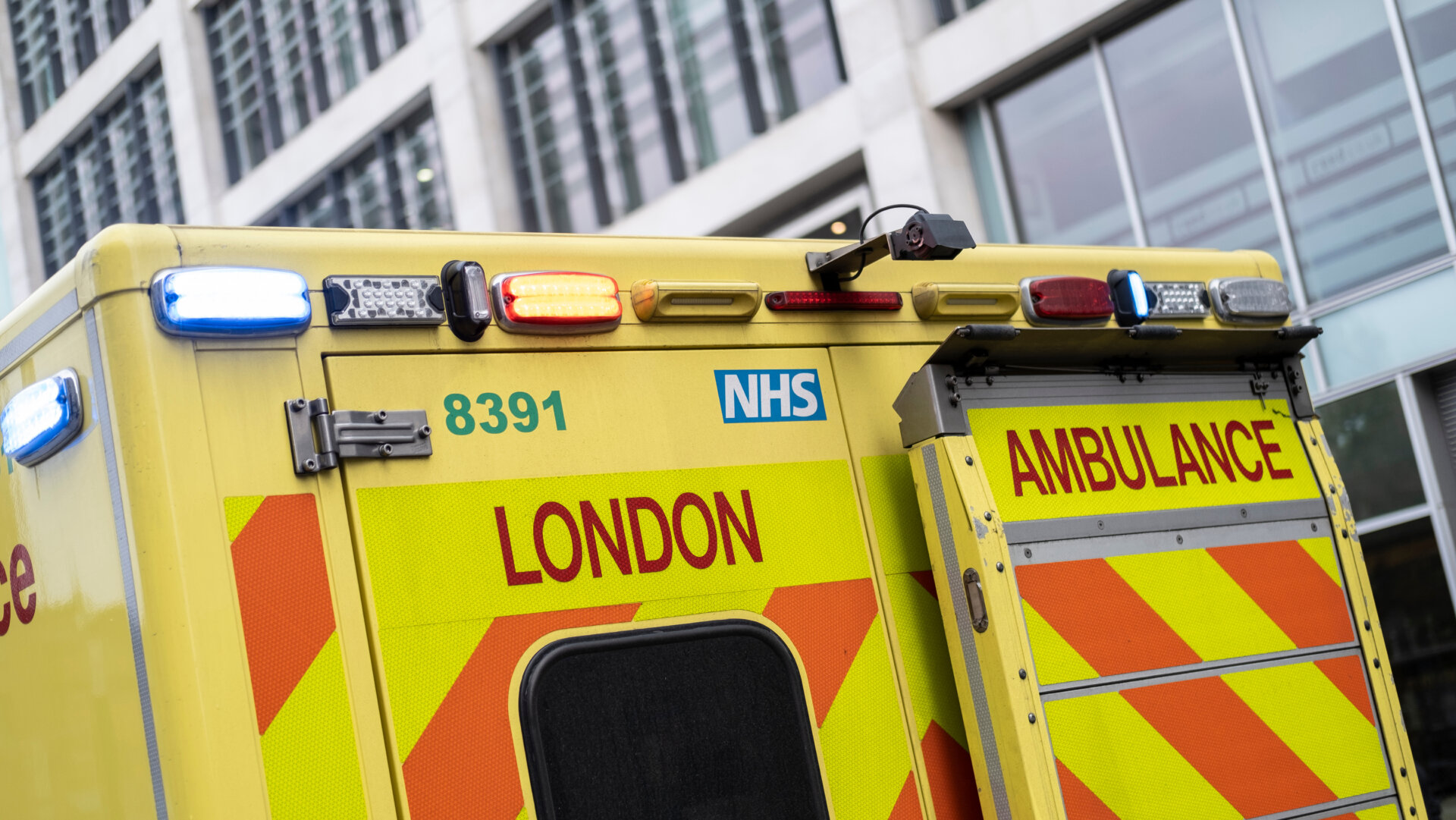 London. United Kingdom 25.11.2019. Ambulance at the Victoria Tra