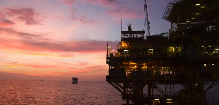 Offshore oil platform