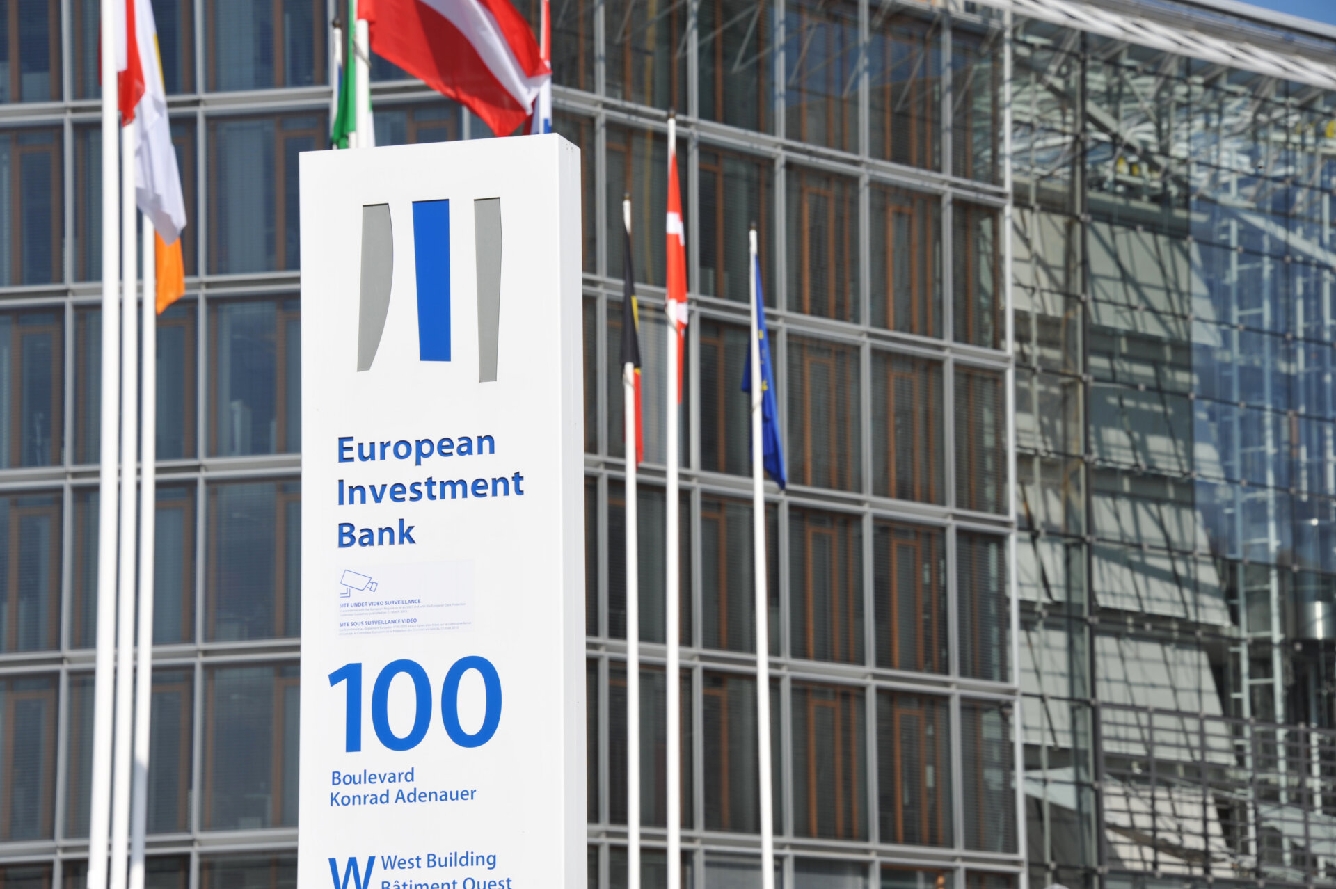 Luxembourg, Luxembourg – Oktober 3, 2014: EIB, European Investment Bank in Luxembourg – EIB is a publicly owned international financial institution, its shareholders are the EU member states