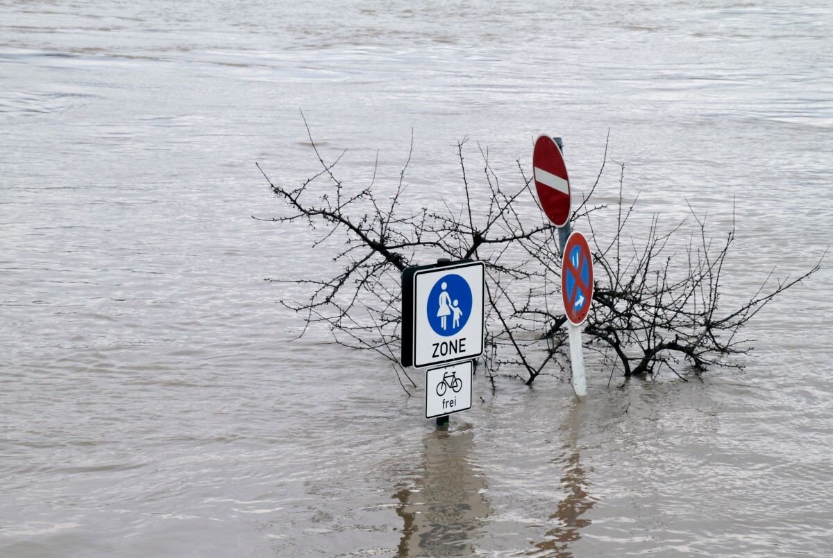 Extreme weather - Flooded pedestrian zone in Cologne, Germany.