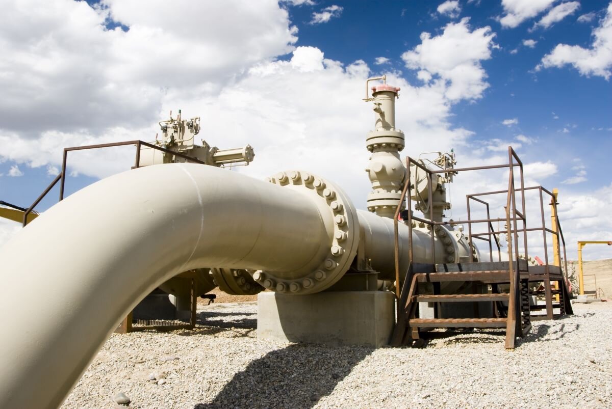 Gas pipeline in Wyoming, United States. By Jim for Adobe Stock.