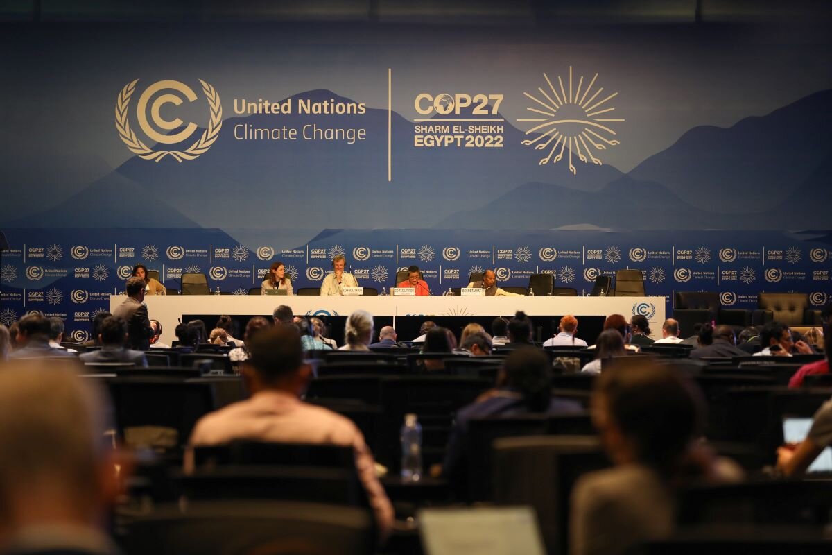 Informal negotiaitions at COP27 Finance Day, 09th November 2022. Photo via UN Climate Change on flickr.