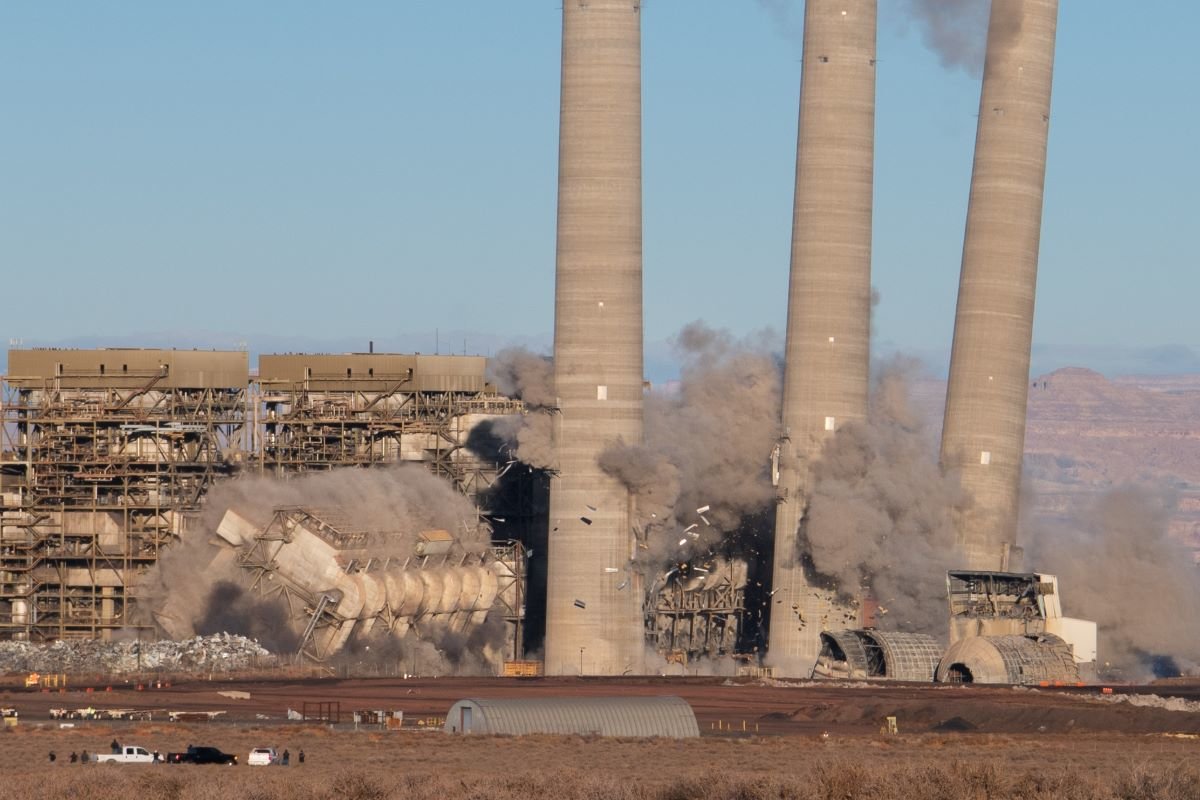 Navajo Generating Station Implosion with three collapsing smokestacks, in 2020