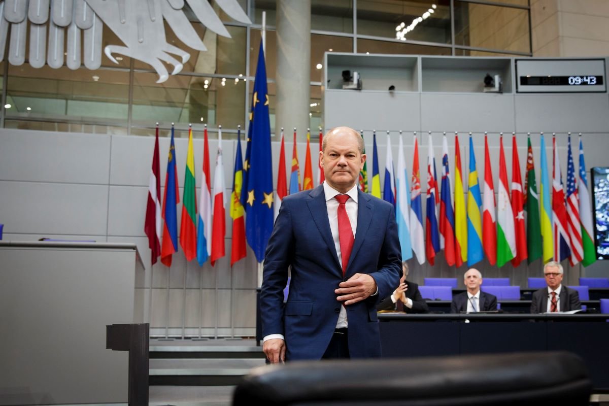Olaf Scholz, now German Chancellor, sppeaking in 2018 as the Vice-Chancellor and Federal Minister of Finance, Germany, speaking at the OSCE Plenary Session, Berlin. Photo via OSCE on Flickr.