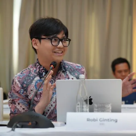 Robi Ginting carousel