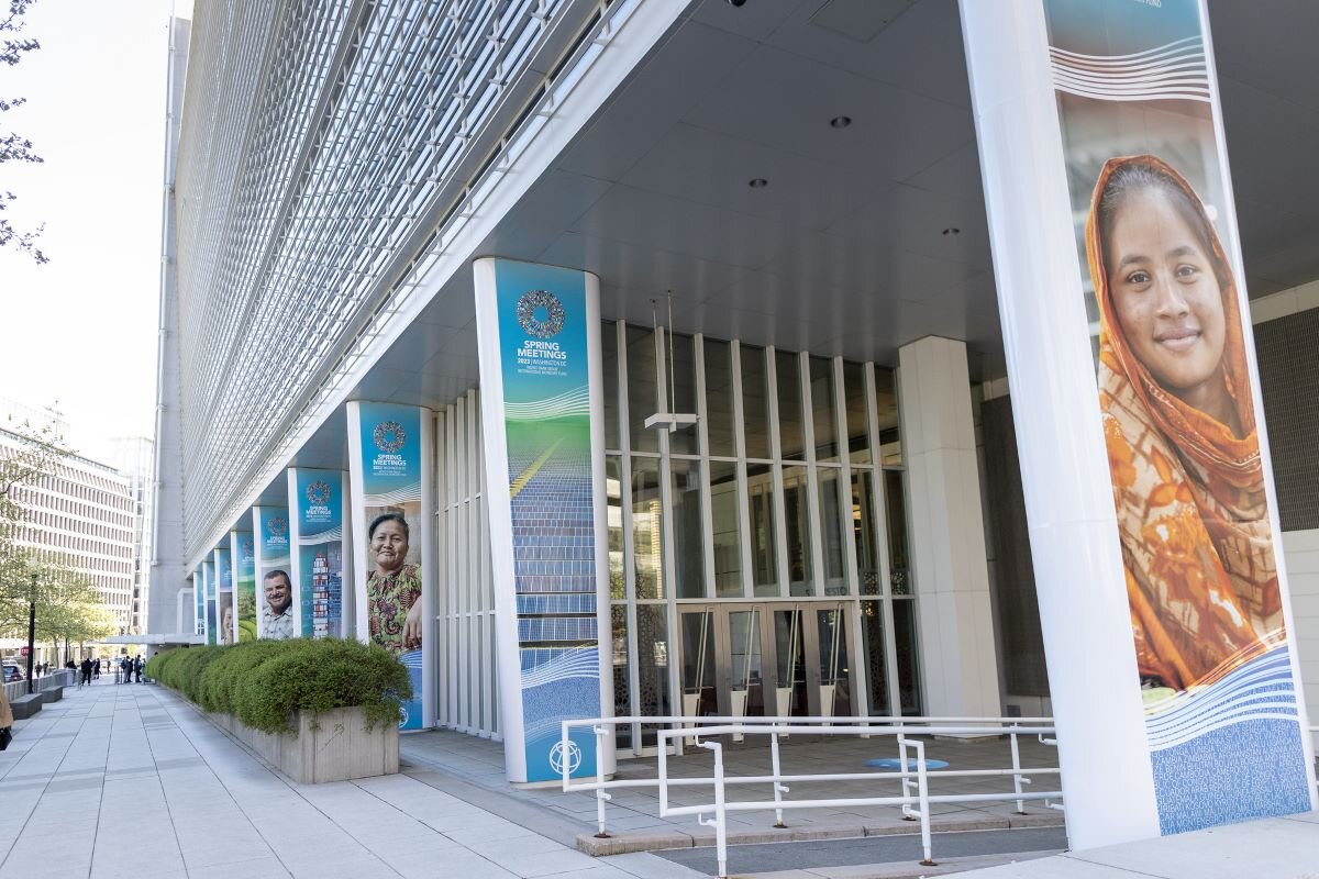 World Bank exterior during the 2023 Spring Meetings, which saw the first set of documents beginning to detail how they will align their investments with the Paris Agreement – their Paris Alignment Methodology. Photo by World Bank Group on flickr.