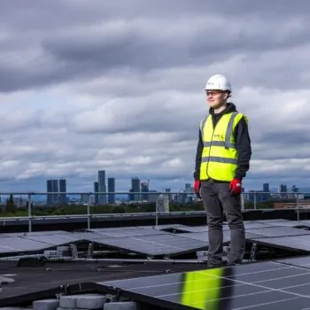 solar engineer – Pixabay